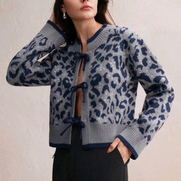 AutumnRoundNeck LongSleeve Leopard Print Tie-Up Knitted Sweater Elegant Cardigan - Picture 2 of 4